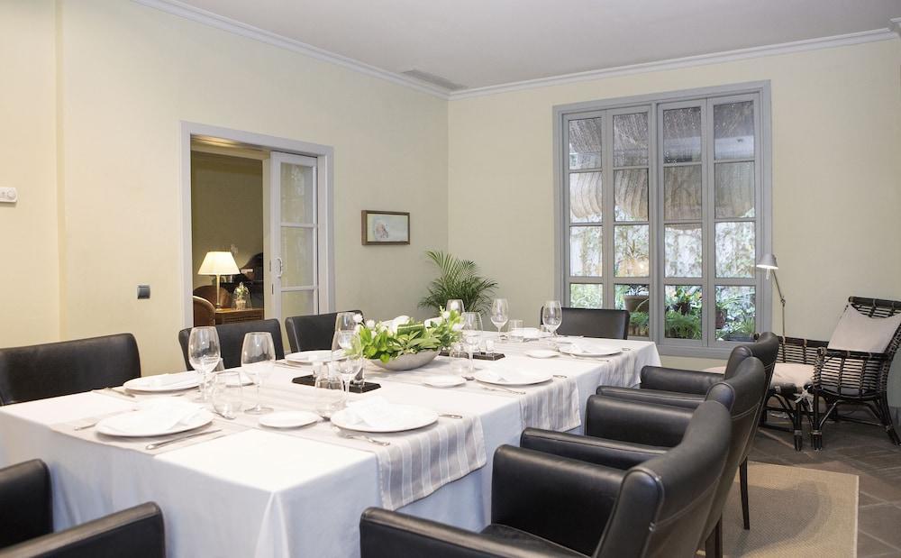 Hospes Las Casas Del Rey De Baeza, A Member Of Design Hotels Sevilla Exteriör bild